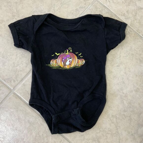 Buc-ees 2024 Halloween Infant Baby 6m Bodysuit Haunt It snap closure - Picture 2 of 5